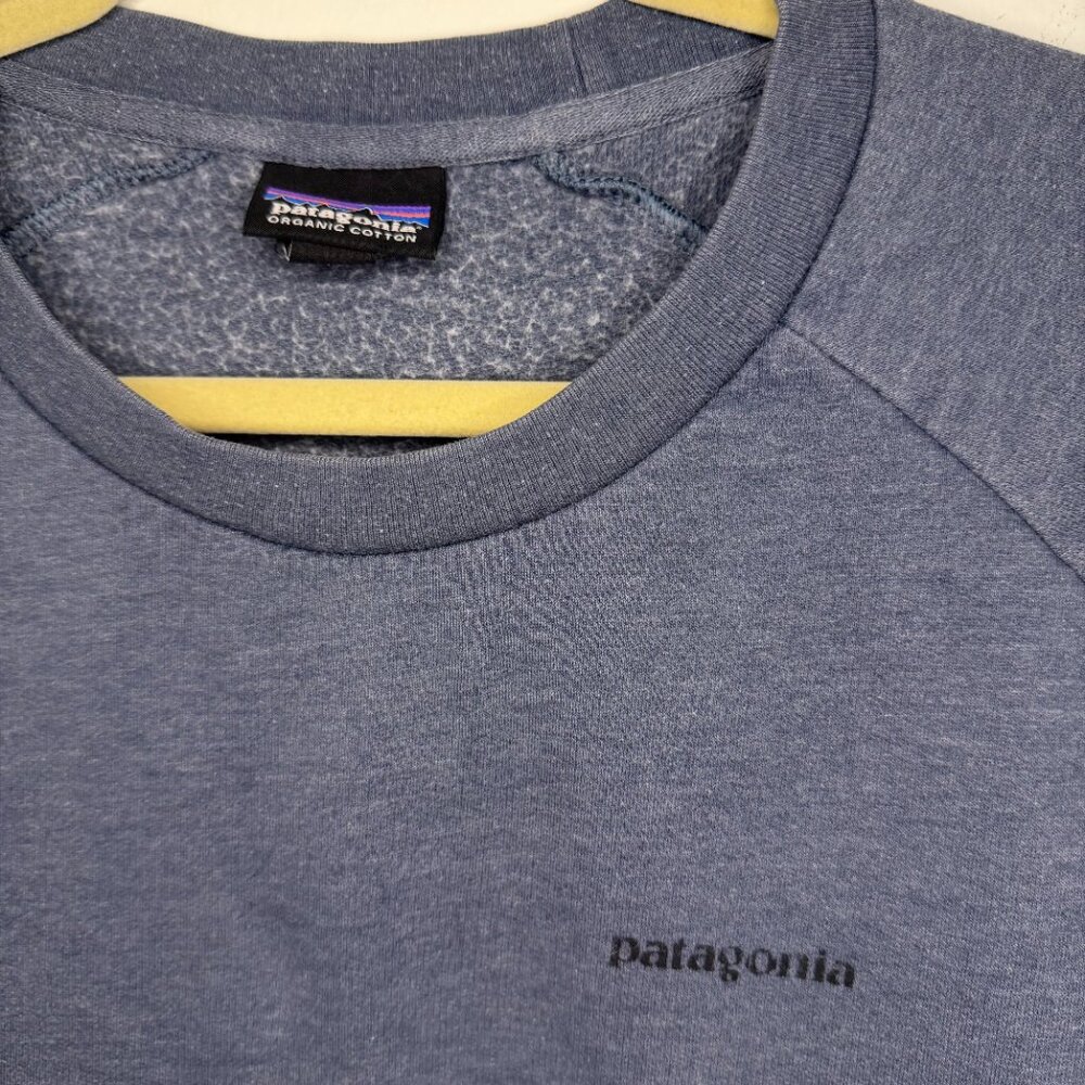 Patagonia P-6 Logo Lightweight Crewneck Sweatshirt Organic Cotton Blue - Large - Picture 3 of 6